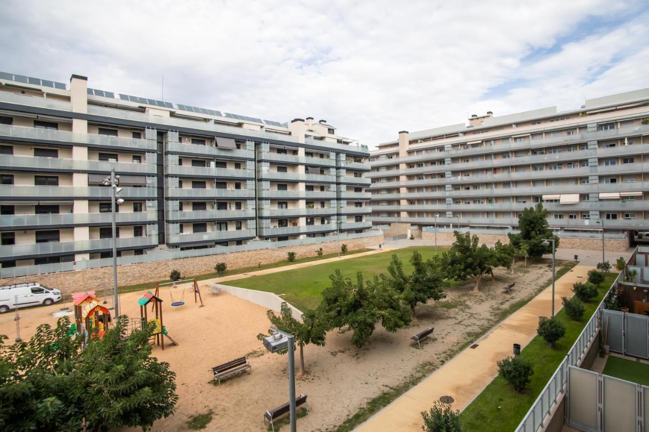Tendency Apartments Forum Sant Adrià de Besòs Exteriör bild